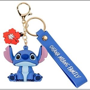 🆕 Disney Lilo and Stitch Blue and Gold 3D Vinyl Keychain